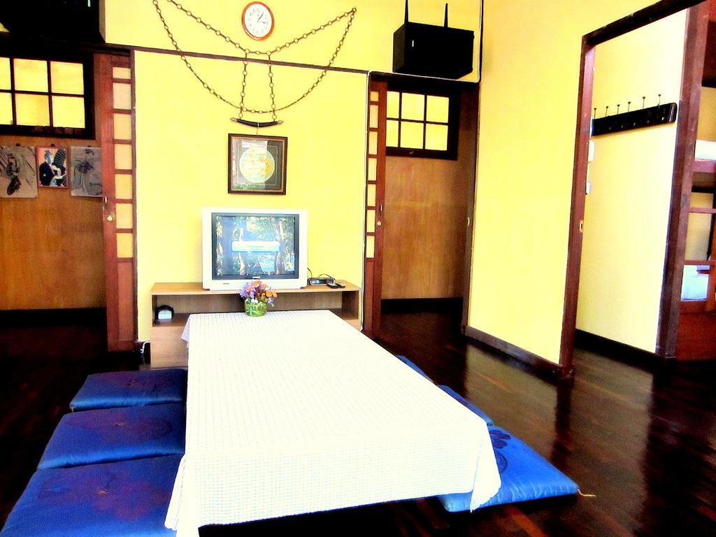 Golden Teak Homestay Mae Rim Exterior foto