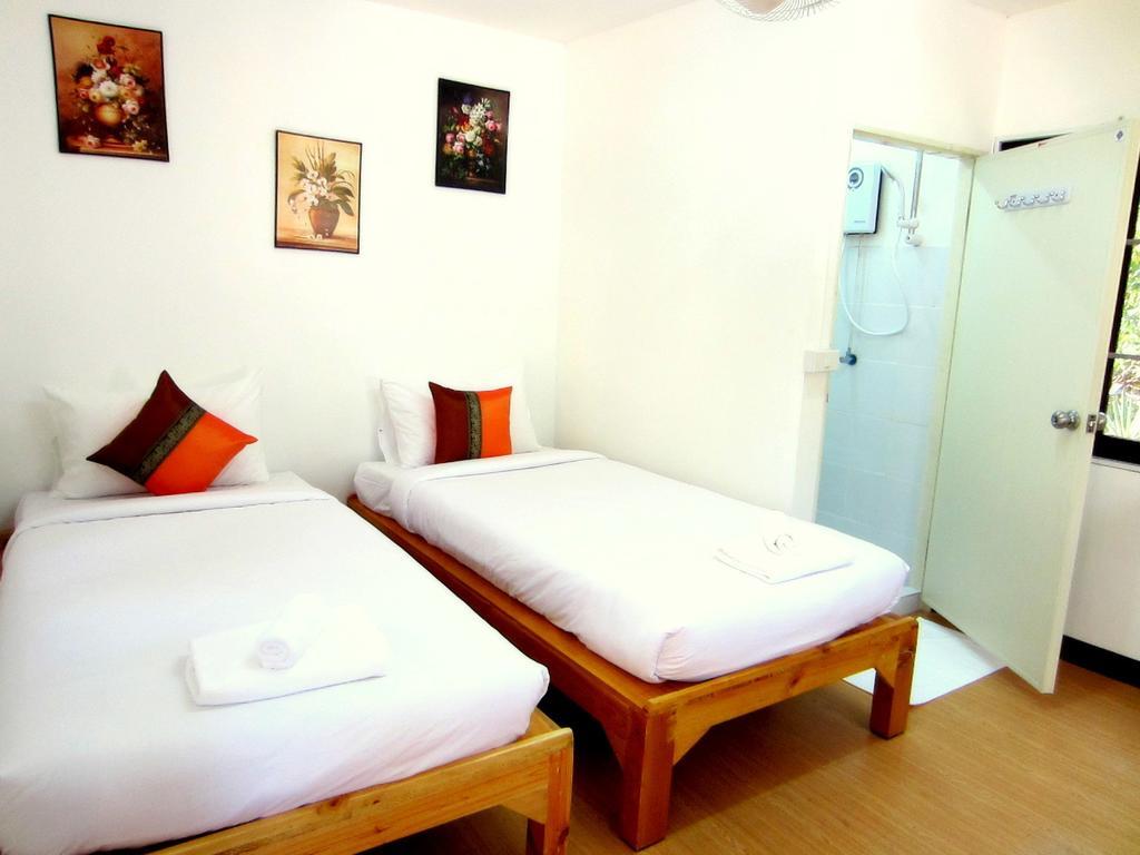 Golden Teak Homestay Mae Rim Exterior foto